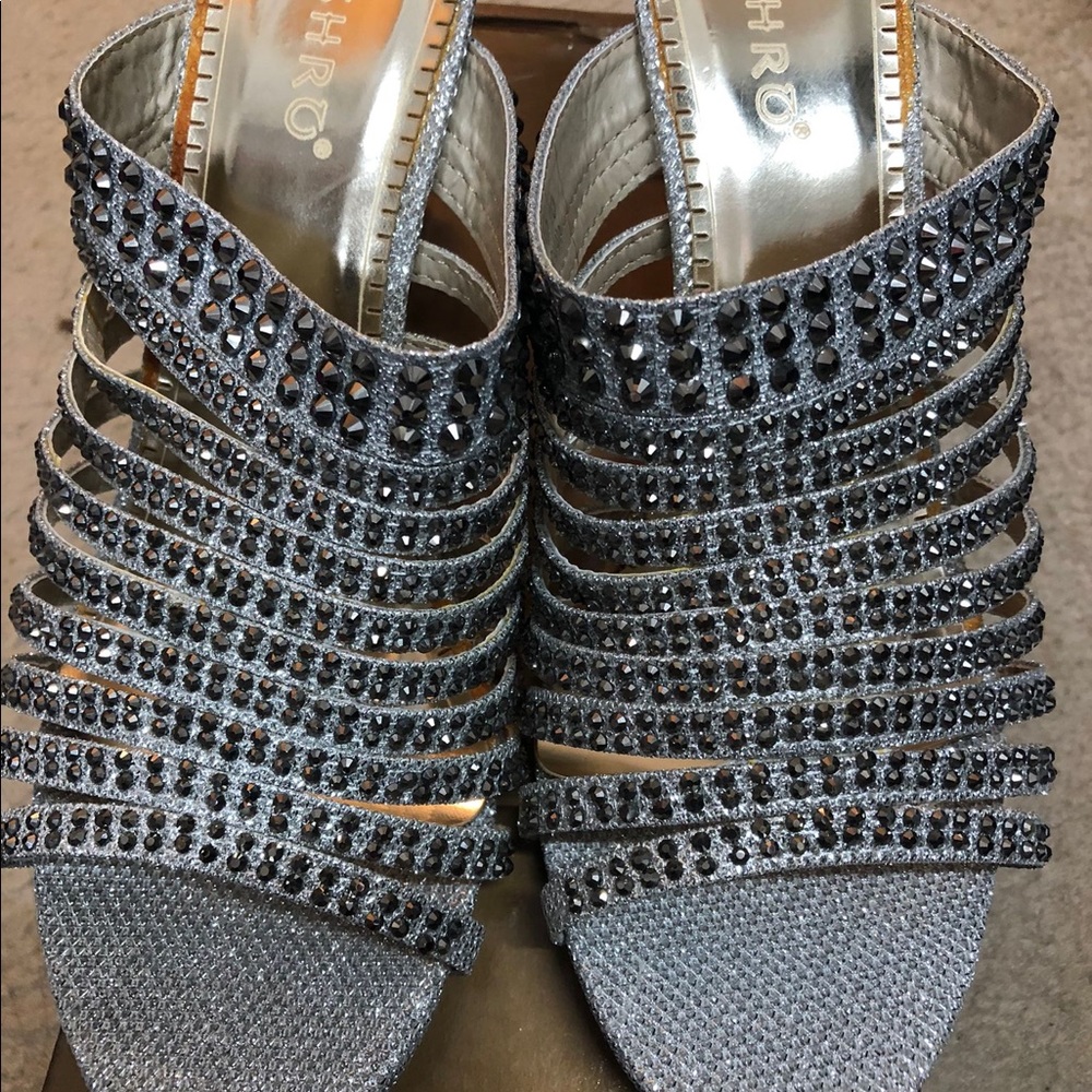 Black party sandal wedges